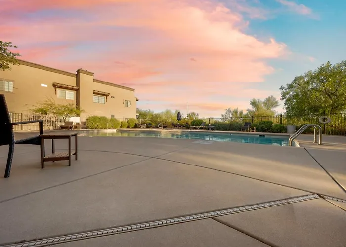 Apartment Pool And Hot Tub- River Walk, 2 Bedroom 2 Ba *