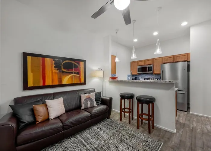 Pool And Hot Tub- River Walk, 2 Bedroom 2 Ba