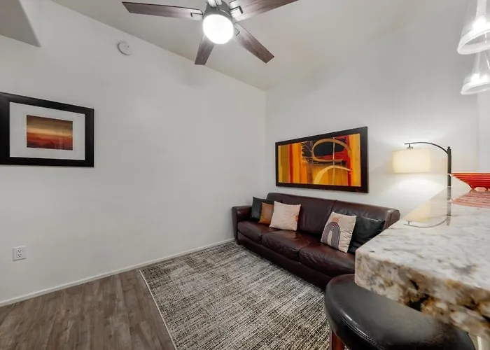 Pool And Hot Tub- River Walk, 2 Bedroom 2 Ba Apartment Tucson