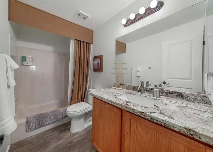 Pool And Hot Tub- River Walk, 2 Bedroom 2 Ba Apartment Tucson